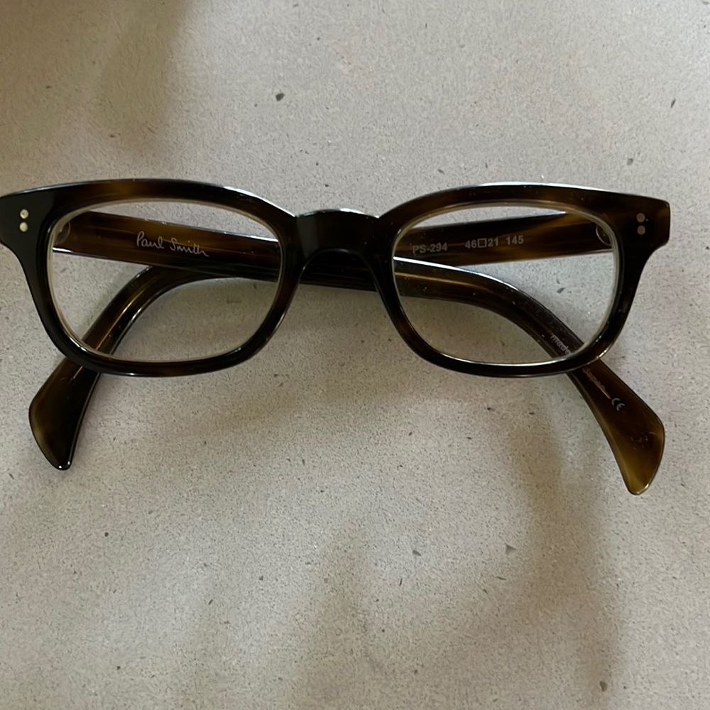 Paul Smith eyeglasses-don’t miss this great spectacles-